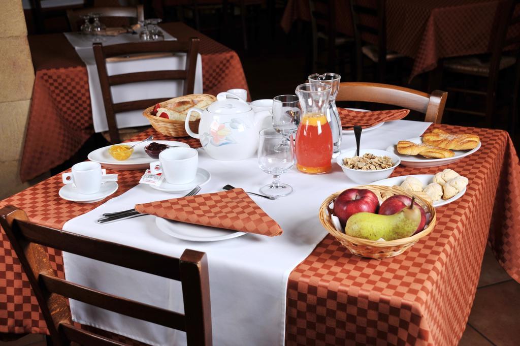 Locanda Rurale Santa Marta Avola Kültér fotó